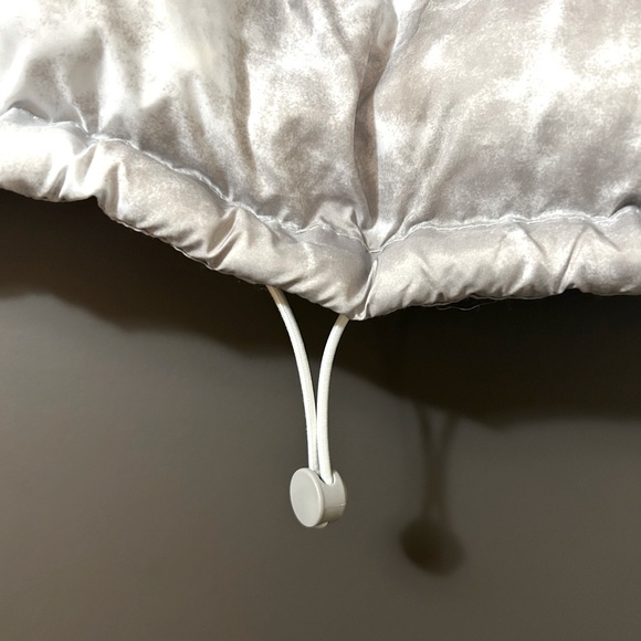 Zara Cropped Puffer Vest - Picture 3 of 6